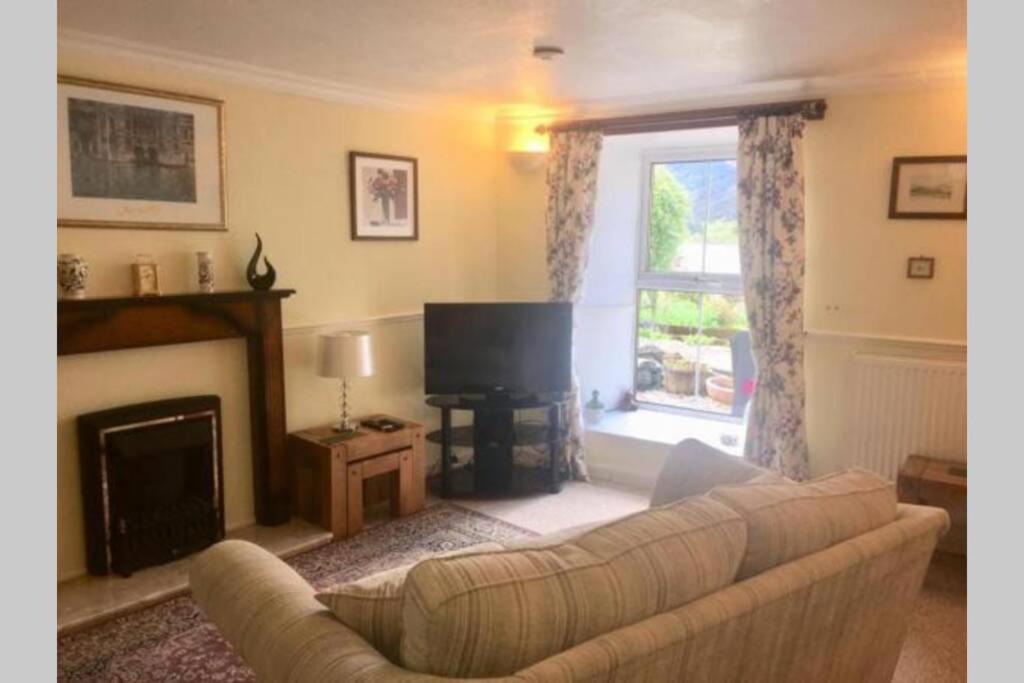 Twostones Self Catering Cottage Arrochar Eksteriør billede