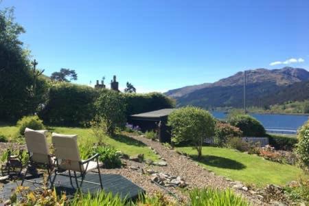 Twostones Self Catering Cottage Arrochar Eksteriør billede